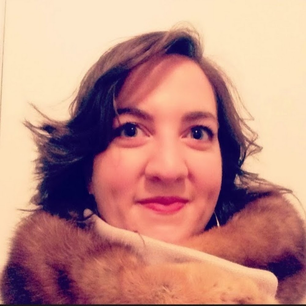 Meet your Posher, Helen